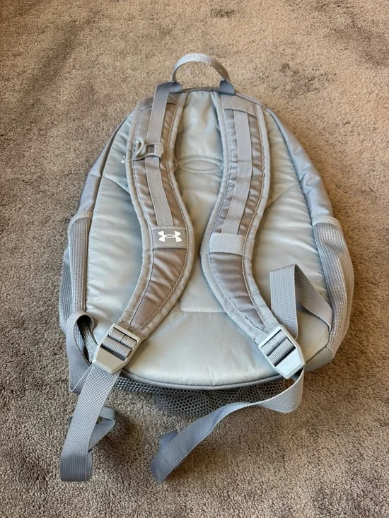 Under Armour Gray Valley Juniors Volleyball Backpack - Picture 7 of 10